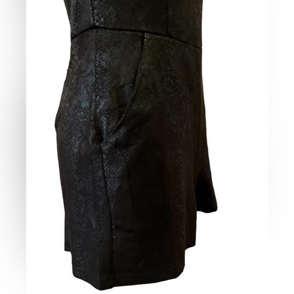 NWT Sophie & Kate Snake Skin Strapless Romper - Picture 5 of 11